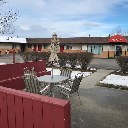 Motel Grand Chadron Buitenkant foto