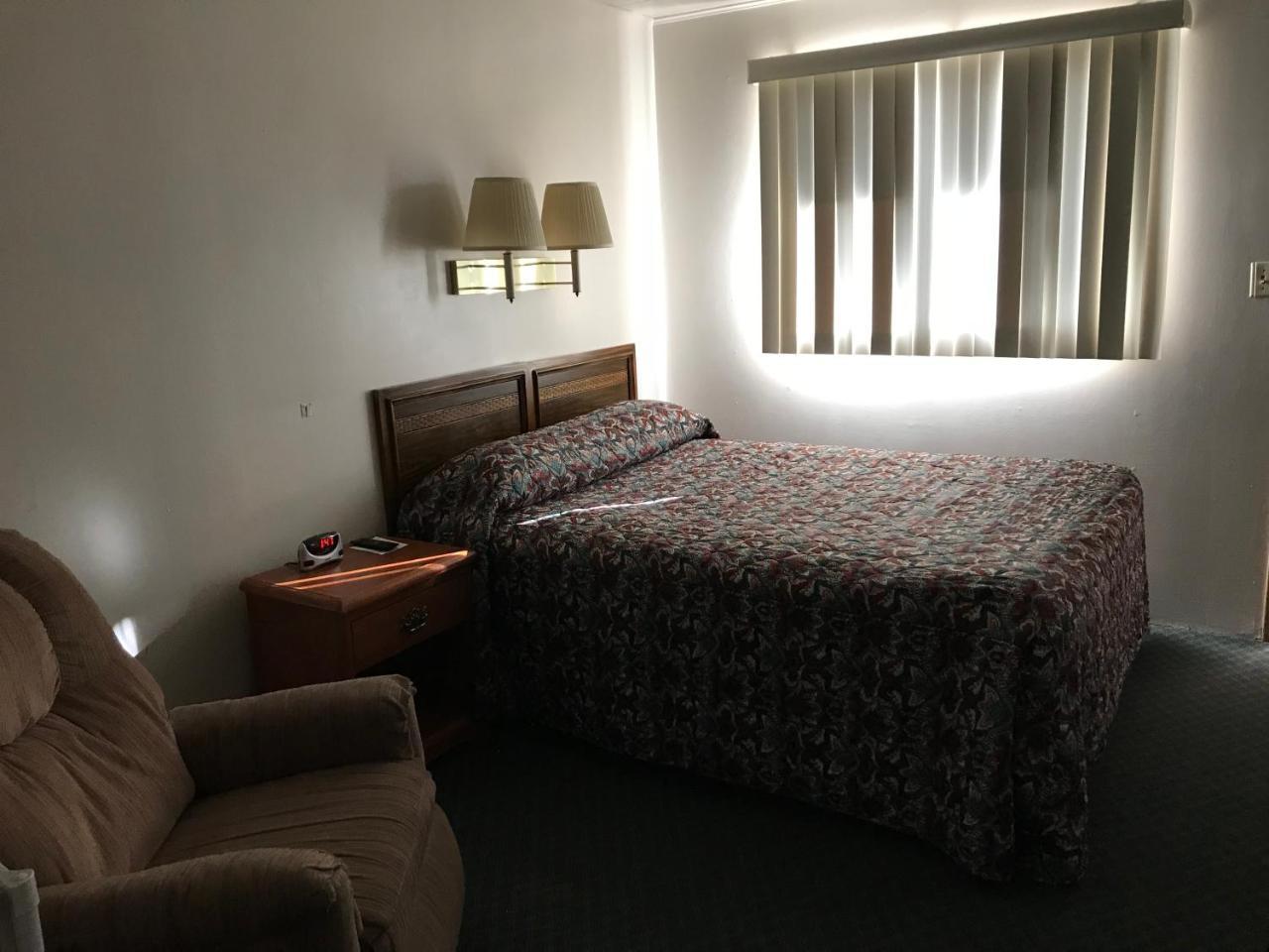 Motel Grand Chadron Buitenkant foto