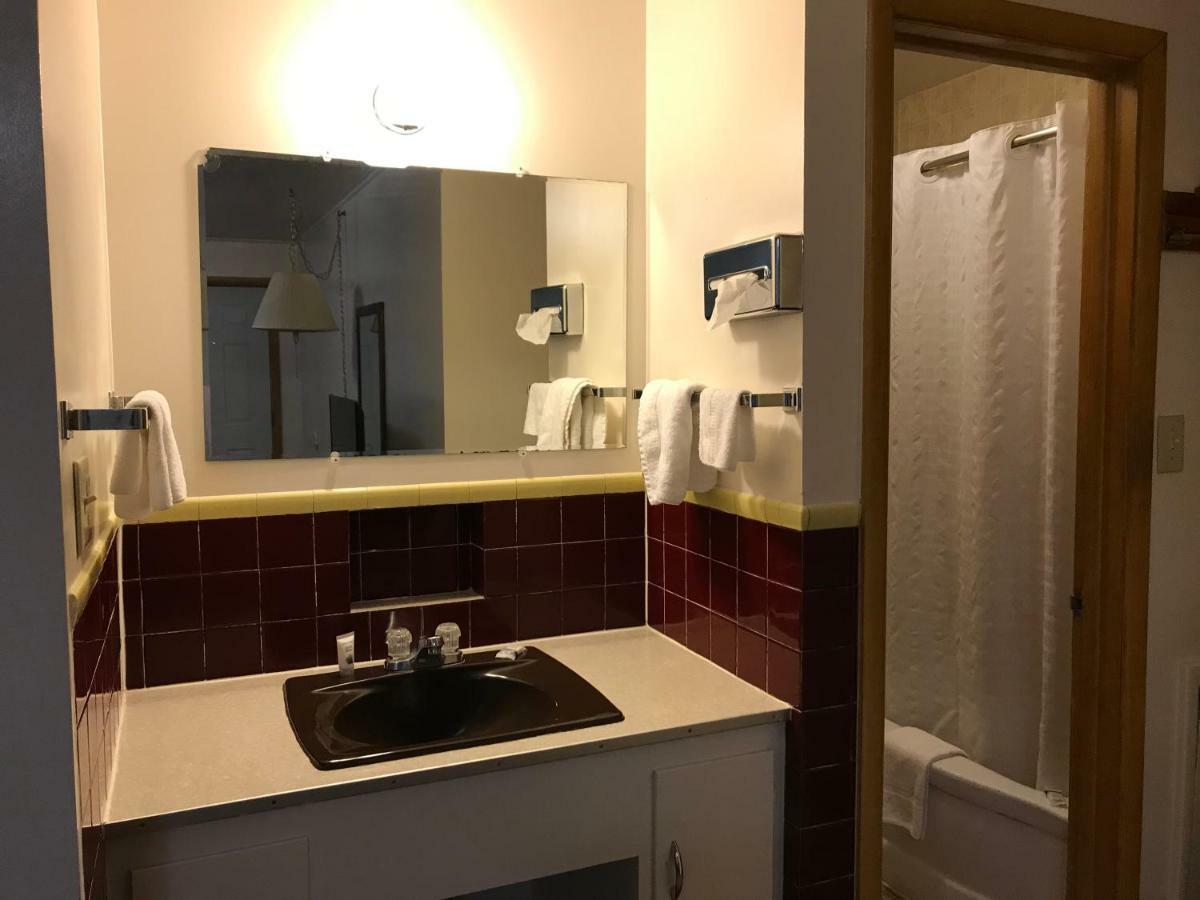 Motel Grand Chadron Buitenkant foto