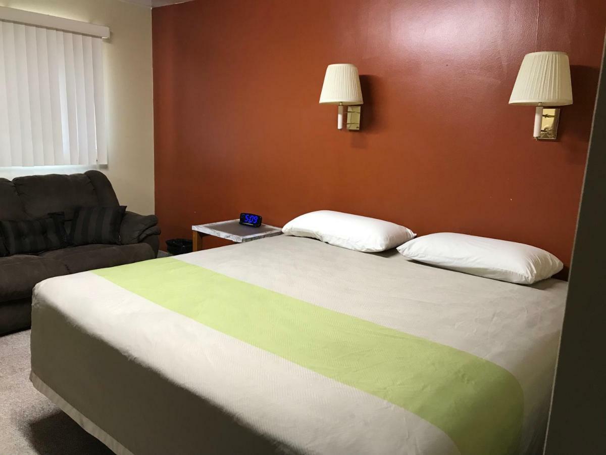Motel Grand Chadron Buitenkant foto